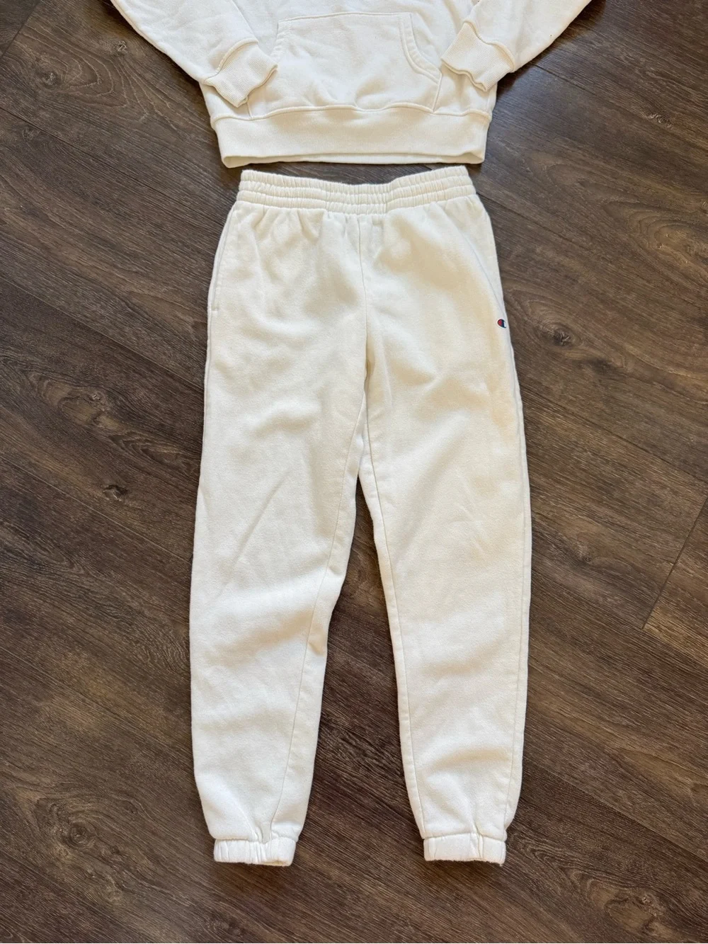 Champion Girls Cream Matching Sweat Set | Crewneck & Joggers | Size M (8/10)